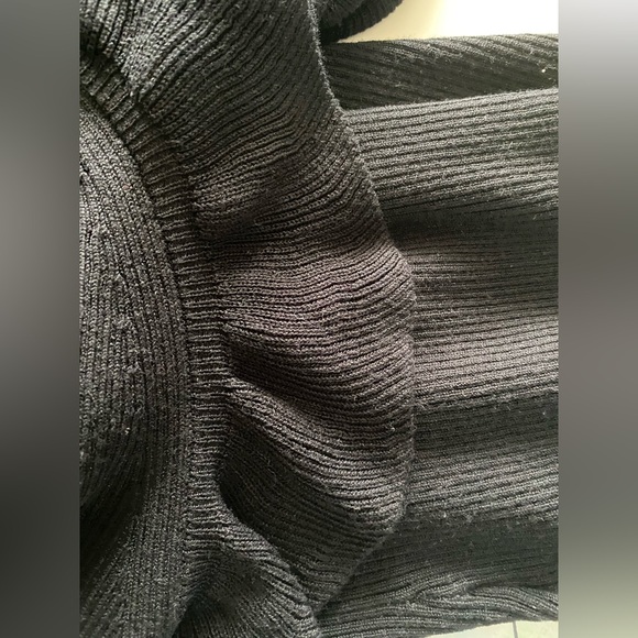 H&M Black Ribbed Racerback Ruffle Tank Top - Size XS - EUC - Picture 3 of 9